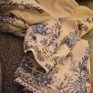 Floral Print Blouse with Lace Trim